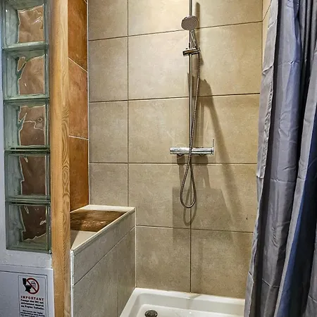 N2 Repos A Carmaux, Daire